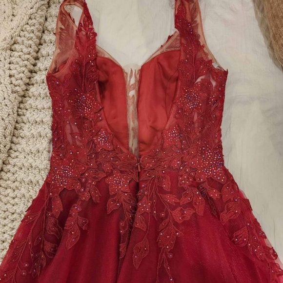 Mon Cheri Ellie Wilde Red Gown - Picture 4 of 6